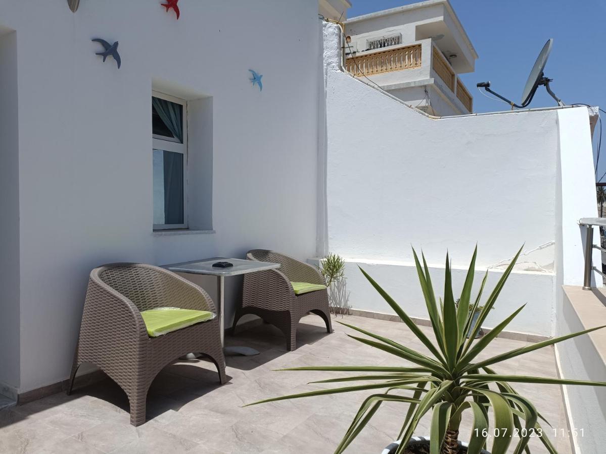 Residence Debbabi Sans Coupure D'Eau Monastir Exterior photo